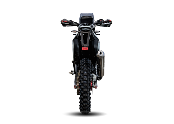 PR7 650 Adventure — přední pohled.